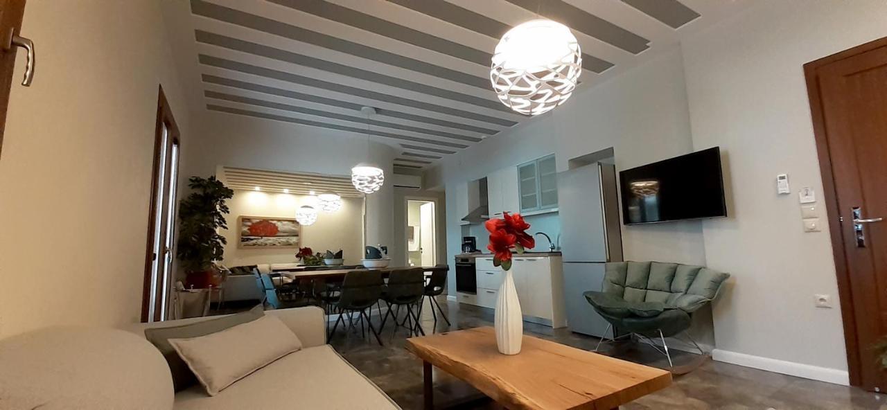 Andros 4 All Seasons Villas & Suites Ormos  外观 照片