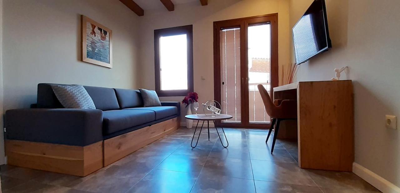 Andros 4 All Seasons Villas & Suites Ormos  外观 照片