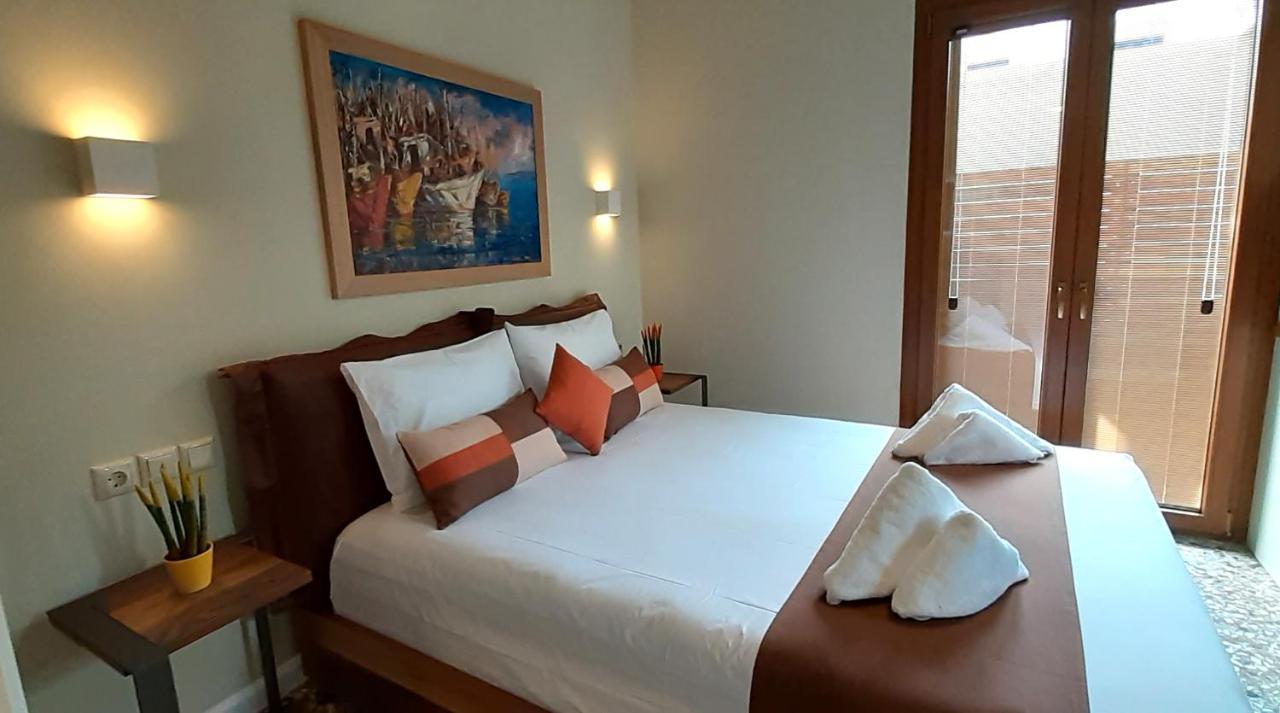 Andros 4 All Seasons Villas & Suites Ormos  外观 照片