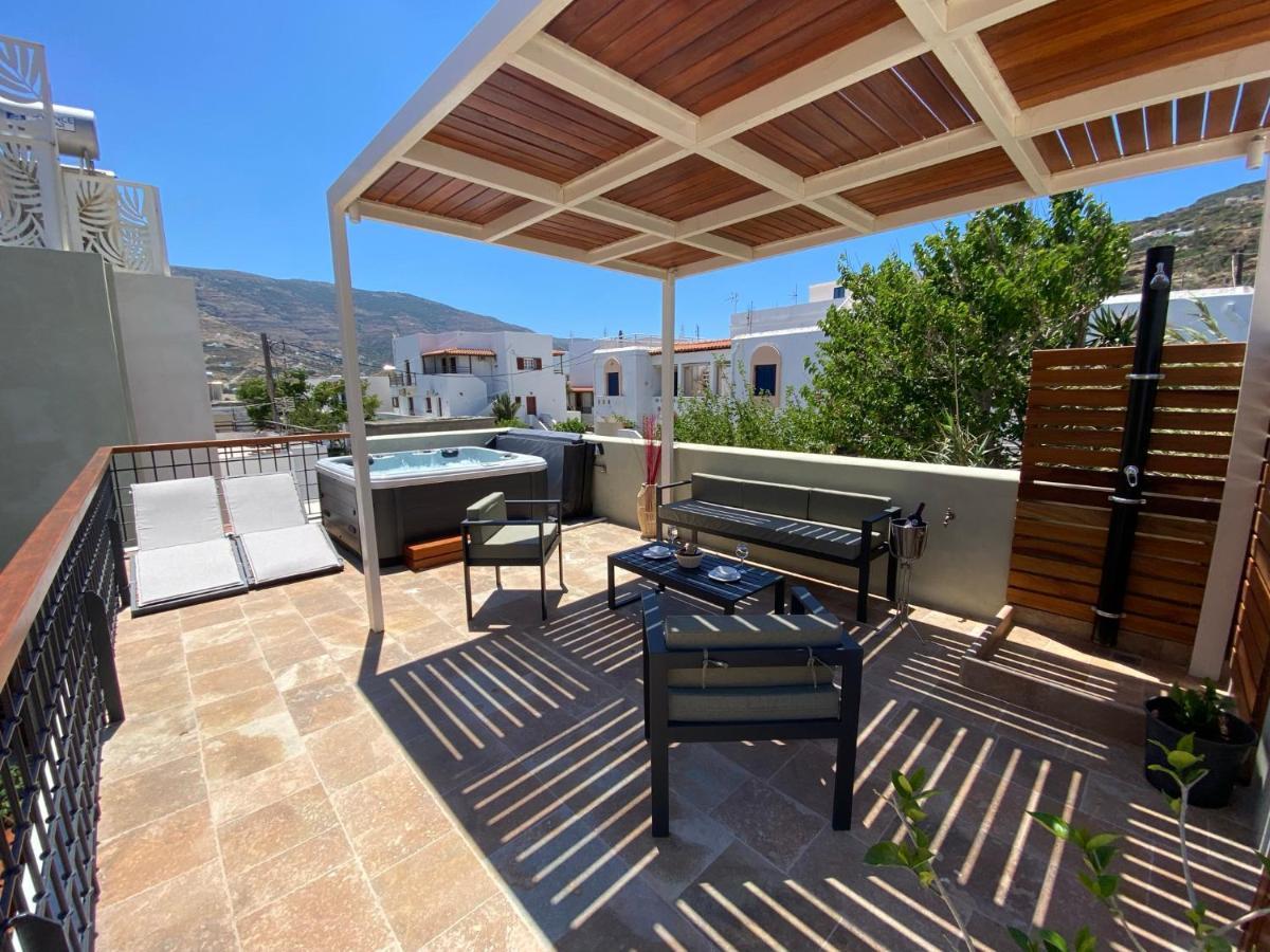 Andros 4 All Seasons Villas & Suites Ormos  外观 照片