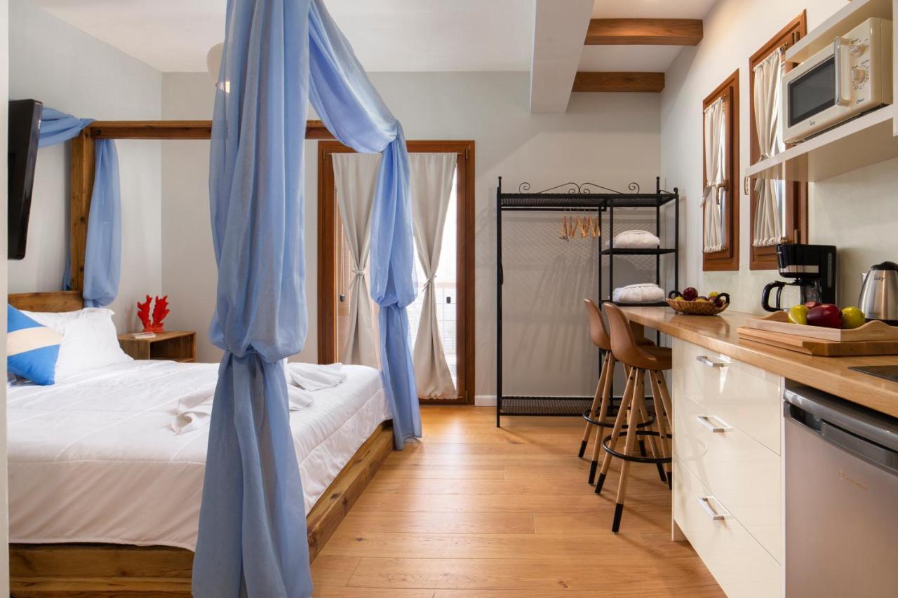 Andros 4 All Seasons Villas & Suites Ormos  外观 照片