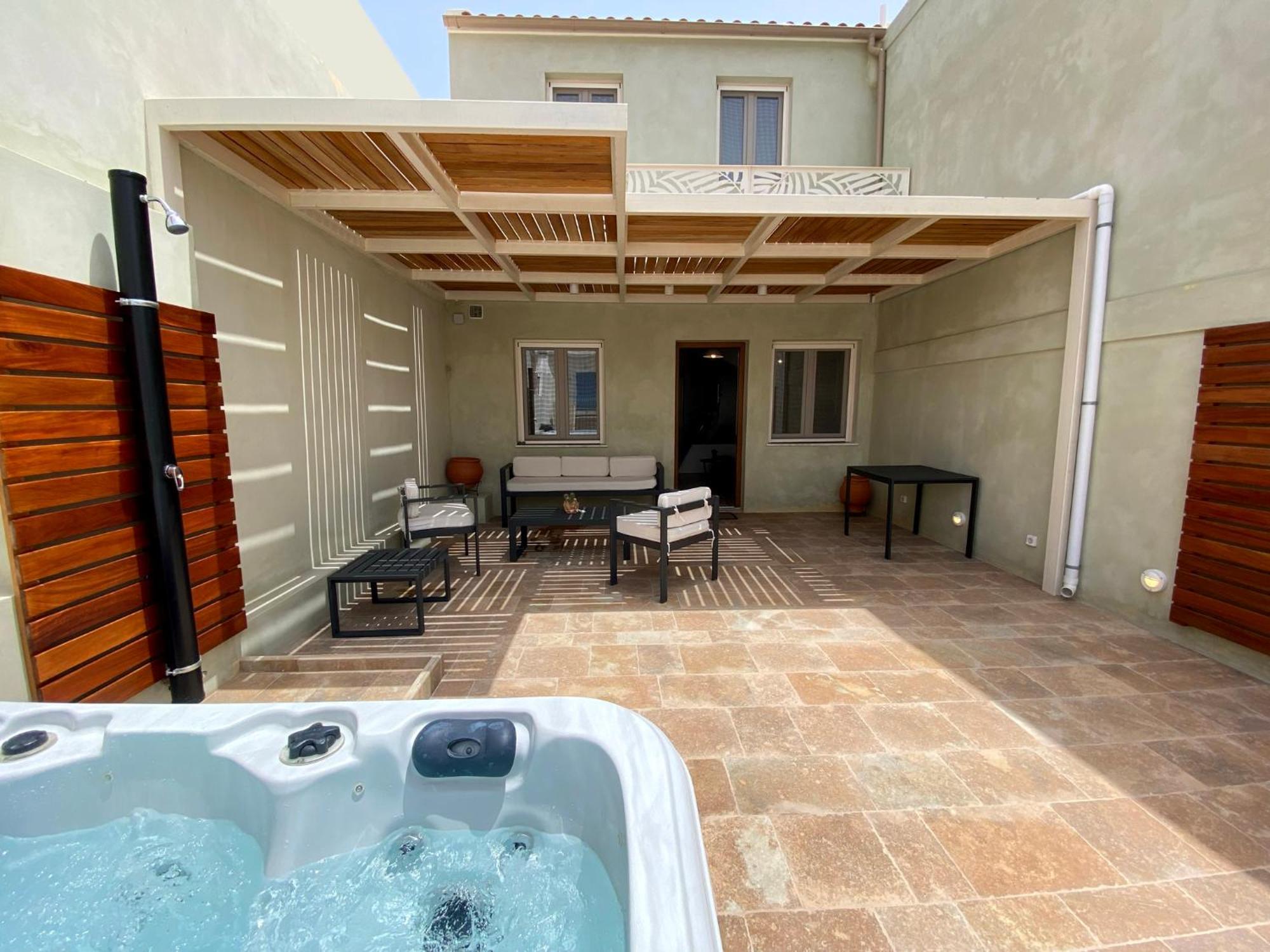 Andros 4 All Seasons Villas & Suites Ormos  外观 照片